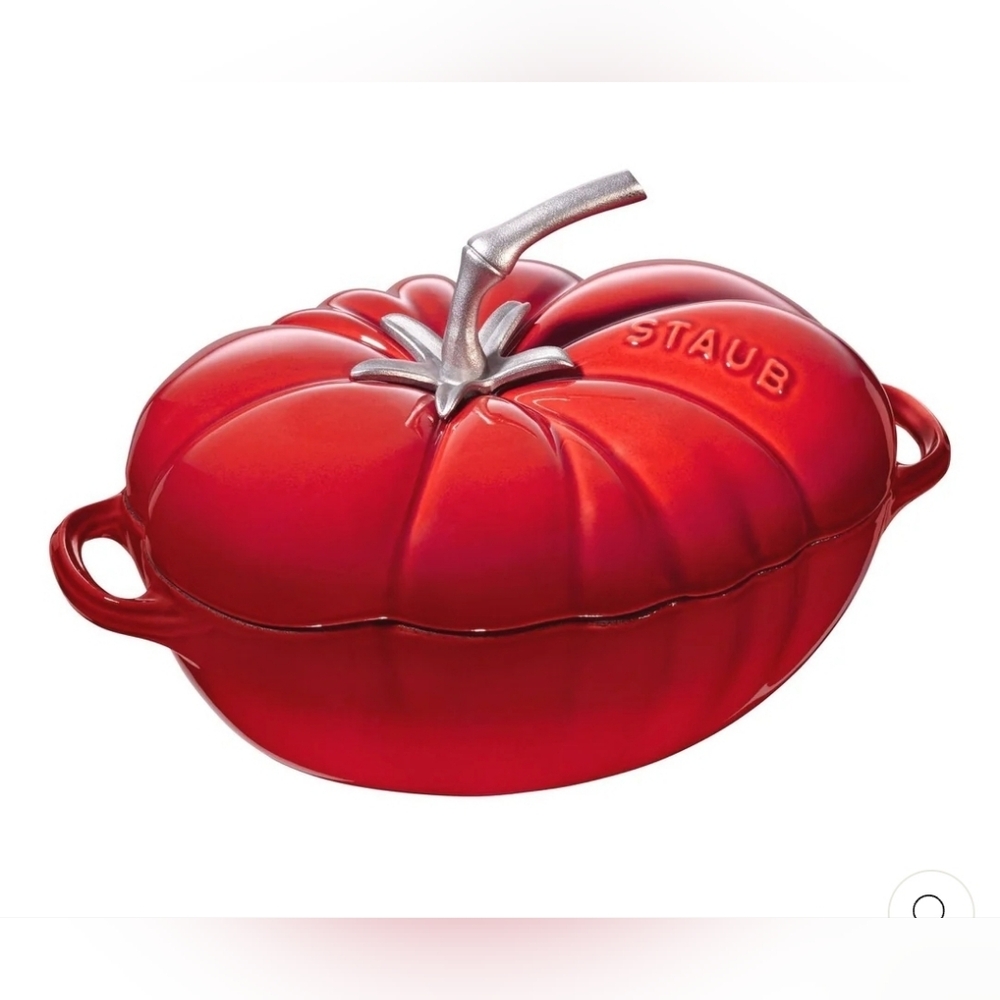 Staub Red Tomato Cocotte